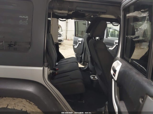 Продажа на аукционе авто 2015 Jeep Wrangler Unlimited Sport, vin: 1C4BJWDG7FL713985, номер лота: 44579497
