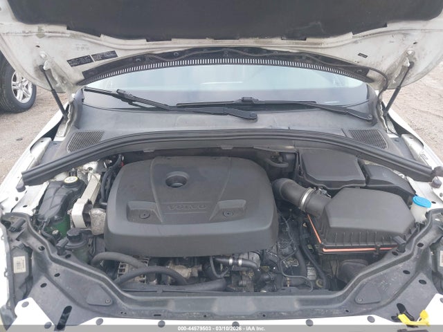 2016 VOLVO XC60 YV440MDK6G2775435 Photo 9