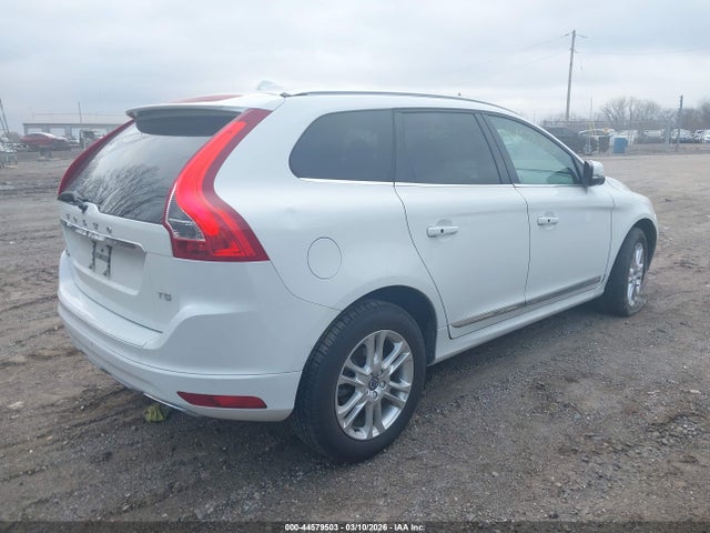 2016 VOLVO XC60 YV440MDK6G2775435 Photo 3
