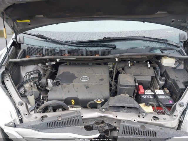 5TDYK3DC0ES480063 Toyota Sienna Xle V6 8 Passenger