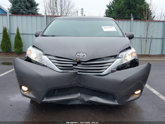 5TDYK3DC0ES480063 Toyota Sienna Xle V6 8 Passenger