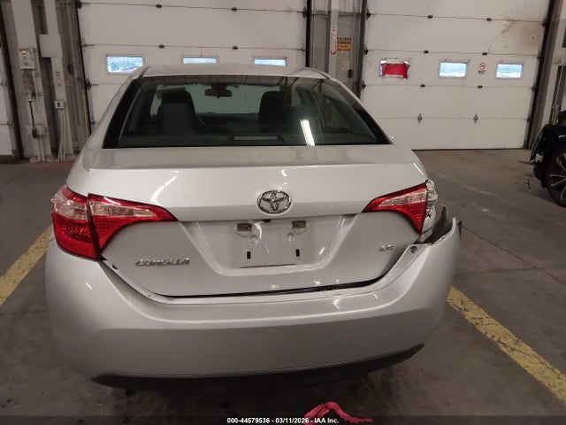 Toyota COROLLA LE 2018 5YFBURHE3JP822591 Image 15