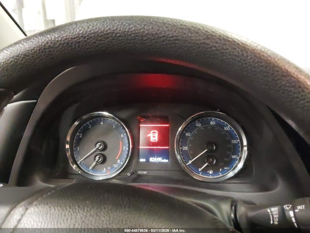 Toyota COROLLA LE 2018 5YFBURHE3JP822591 Image 7