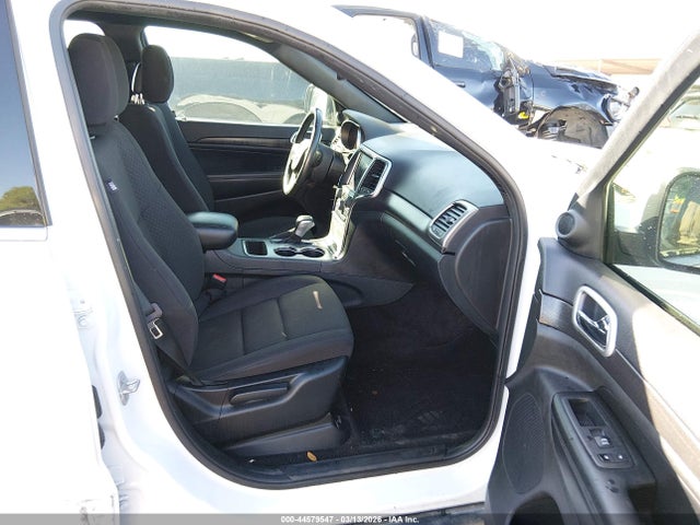 44579547 :رقم المزاد ، 1C4RJEAG8JC447219 vin ، 2018 Jeep Grand Cherokee Laredo E 4x2 مزاد بيع