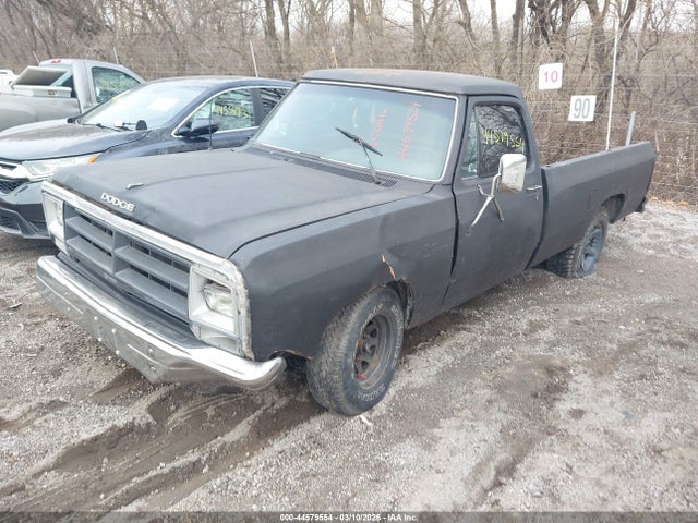 44579554 :رقم المزاد ، 1B7FD14T1FS571678 vin ، 1985 Dodge D-series D100/d150 مزاد بيع