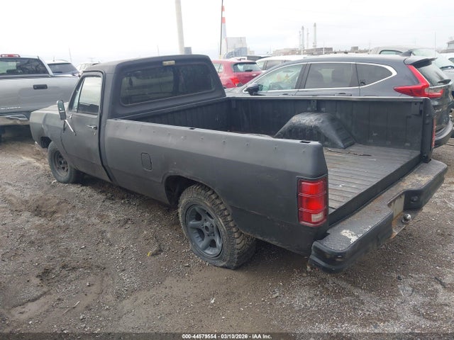44579554 :رقم المزاد ، 1B7FD14T1FS571678 vin ، 1985 Dodge D-series D100/d150 مزاد بيع