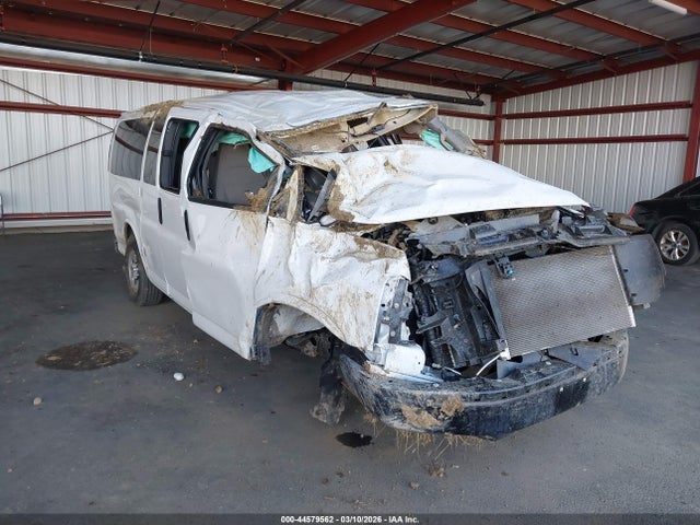 1GAWGEFP9S1263133 Chevrolet Express Passenger Rwd 2500 Regular Wheelbase Ls