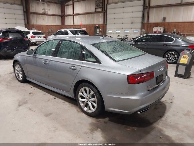 Продаж на аукціоні авто 2018 Audi A6 2.0t Premium, vin: WAUG8AFC0JN105010, номер лоту: 44579564