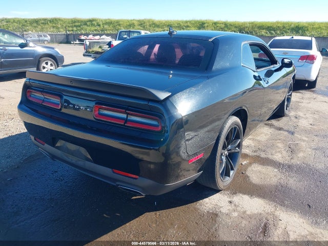 Dodge Challenger Sxt 2018 2C3CDZAG1JH132140 Image 4
