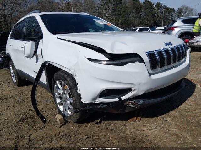 44579618 :رقم المزاد ، 1C4PJLCB2KD178420 vin ، 2019 Jeep Cherokee Latitude Fwd مزاد بيع