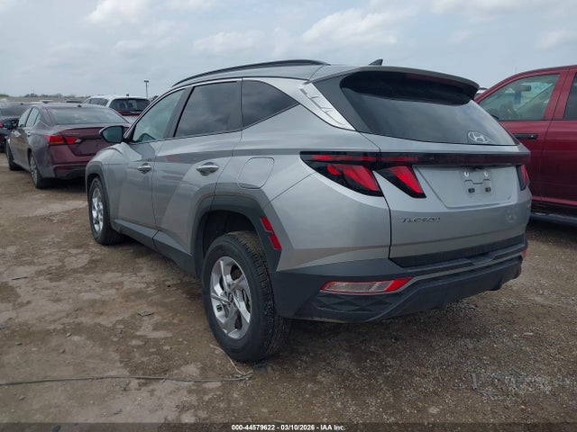 Hyundai TUCSON SEL 2024 5NMJBCDE8RH408605 Image 3