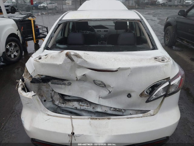 Продажа на аукционе авто 2011 Mazda Mazda3 I Sport, vin: JM1BL1UF0B1372102, номер лота: 44579629