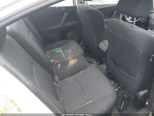 Продажа на аукционе авто 2011 Mazda Mazda3 I Sport, vin: JM1BL1UF0B1372102, номер лота: 44579629