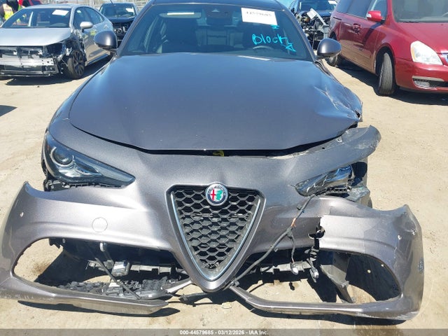 ZARFAMBN3N7665440 Alfa Romeo Giulia Ti Rwd