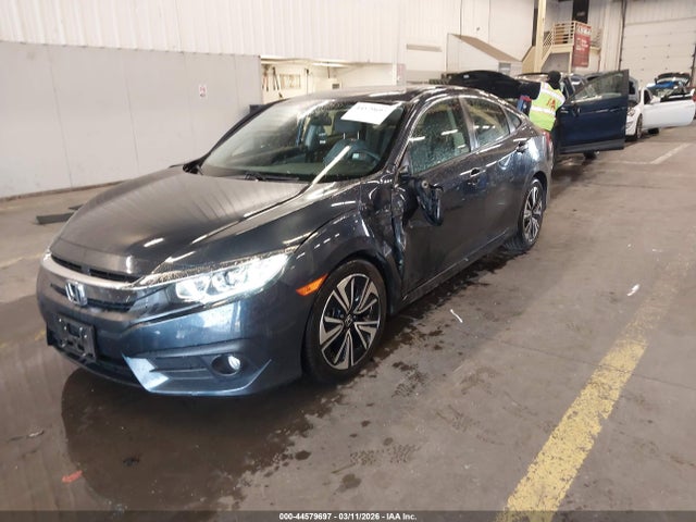 Honda Civic Ex-t 2018 JHMFC1F35JX018655 Image 2