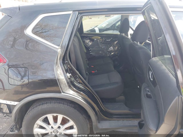 KNMAT2MV7HP616892 Nissan ROGUE SV