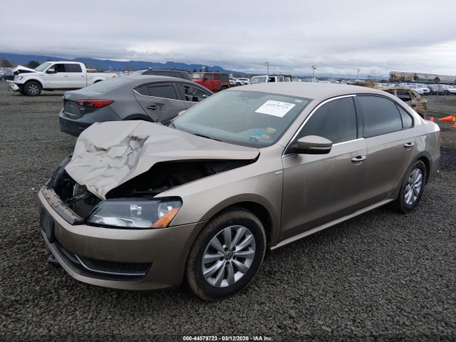 44579723 :رقم المزاد ، 1VWAT7A36FC036311 vin ، 2015 Volkswagen Passat 1.8t Wolfsburg Edition مزاد بيع