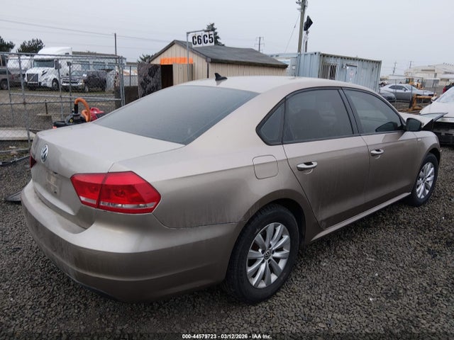 44579723 :رقم المزاد ، 1VWAT7A36FC036311 vin ، 2015 Volkswagen Passat 1.8t Wolfsburg Edition مزاد بيع