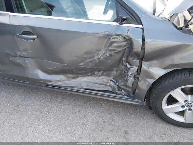 Продажа на аукционе авто 2014 Volkswagen Jetta 2.0l Tdi, vin: 3VWLL7AJ8EM388617, номер лота: 44579748
