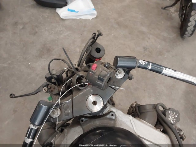 1994 Kawasaki Zx1100 D მანქანა იყიდება აუქციონზე, vin: JKAZXBD16RB503111, აუქციონის ნომერი: 44579758