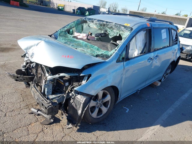 Toyota Sienna Le 8 Passenger 2017 5TDKZ3DC5HS842085 Image 6