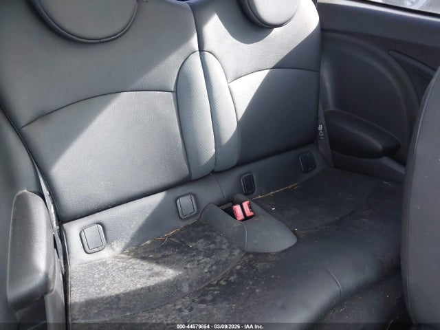2010 MINI COOPER WMWMF3C52ATU79611 Photo 7