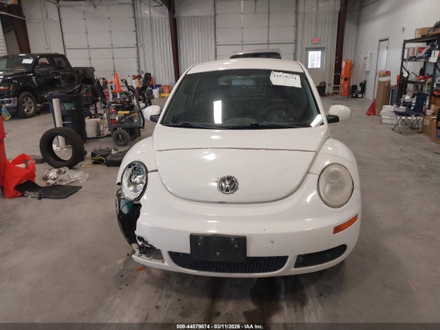 Aukcja sprzedaży 2010 Volkswagen New Beetle 2.5l Final Edition, vin: 3VWPW3AG9AM010032, numer aukcji: 44579874