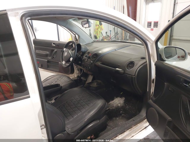 Aukcja sprzedaży 2010 Volkswagen New Beetle 2.5l Final Edition, vin: 3VWPW3AG9AM010032, numer aukcji: 44579874