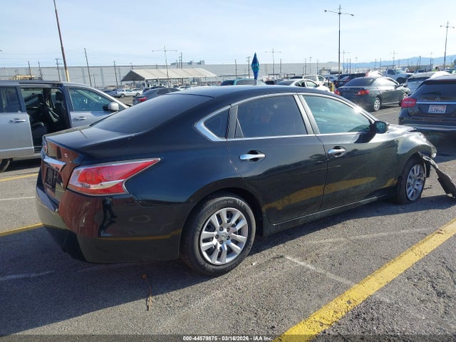 1N4AL3AP5FN371634 Nissan Altima 2.5 S