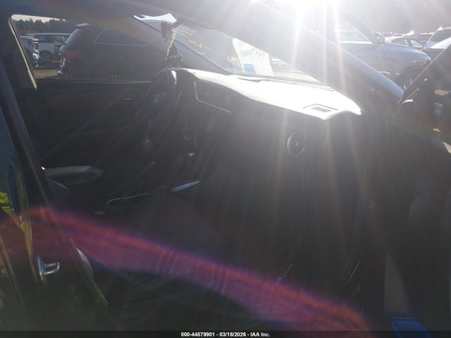 2017 TOYOTA COROLLA 2T1BURHE6HC963648 Photo 4