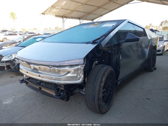 7G2CEHED9SA058857 Tesla Cybertruck