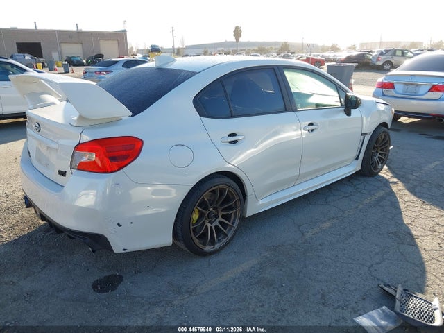2018 SUBARU WRX STI JF1VA2N68J9806053 Photo 3