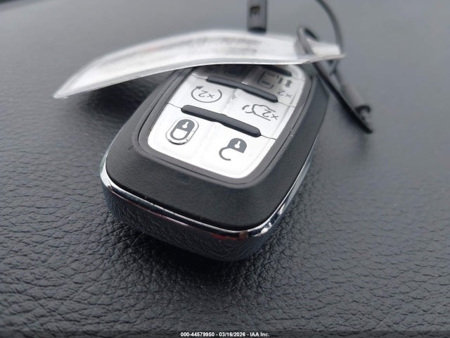 2025 Chrysler Pacifica Limited მანქანა იყიდება აუქციონზე, vin: 2C4RC1GG9SR537823, აუქციონის ნომერი: 44579950