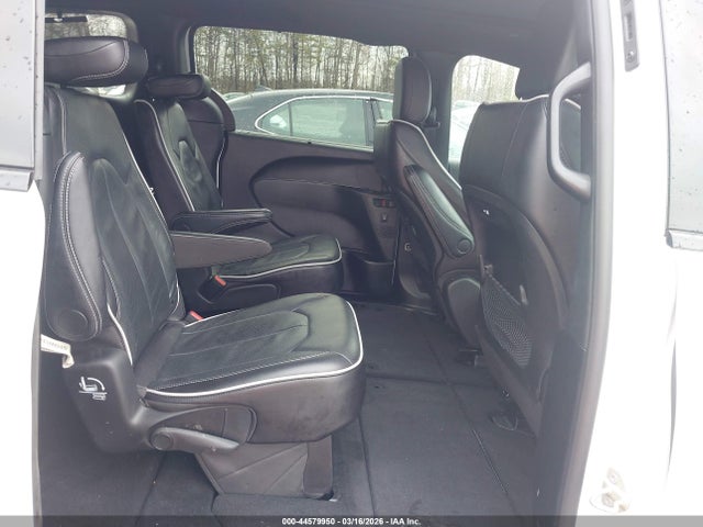 2025 Chrysler Pacifica Limited მანქანა იყიდება აუქციონზე, vin: 2C4RC1GG9SR537823, აუქციონის ნომერი: 44579950