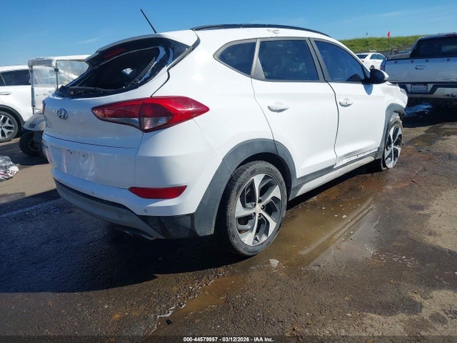 KM8J33A22HU566674 Hyundai Tucson Value