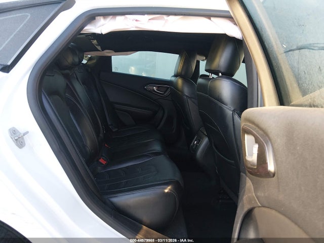 Продаж на аукціоні авто 2016 Chrysler 200 S, vin: 1C3CCCBG5GN111273, номер лоту: 44579968