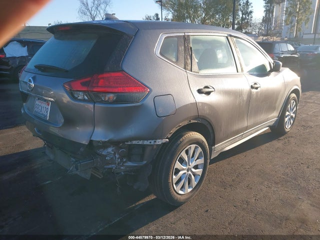 2017 NISSAN ROGUE KNMAT2MT5HP615965 Photo 3