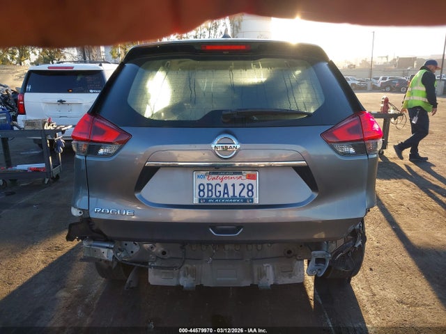 2017 NISSAN ROGUE KNMAT2MT5HP615965 Photo 5