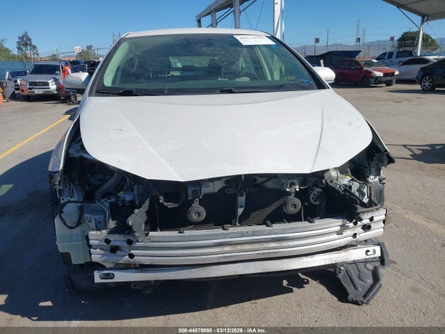 Toyota Prius L Eco 2019 JTDKARFU2K3071402 Image 13