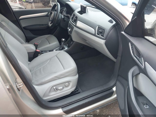 44580016 :رقم المزاد ، WA1EFCFS6GR008537 vin ، 2016 Audi Q3 2.0t Premium Plus مزاد بيع