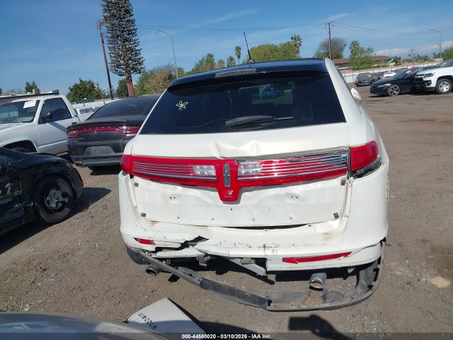 Lincoln Mkt Ecoboost 2014 2LMHJ5AT3EBL51478 Image 16