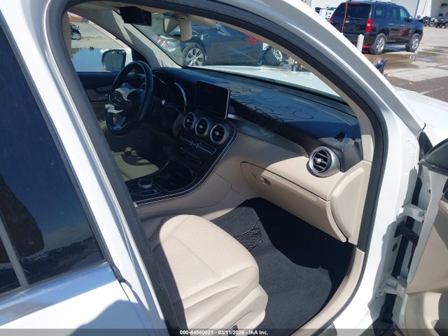 2019 Mercedes-benz Glc 350e 4matic მანქანა იყიდება აუქციონზე, vin: WDC0G5EBXKF506223, აუქციონის ნომერი: 44580021