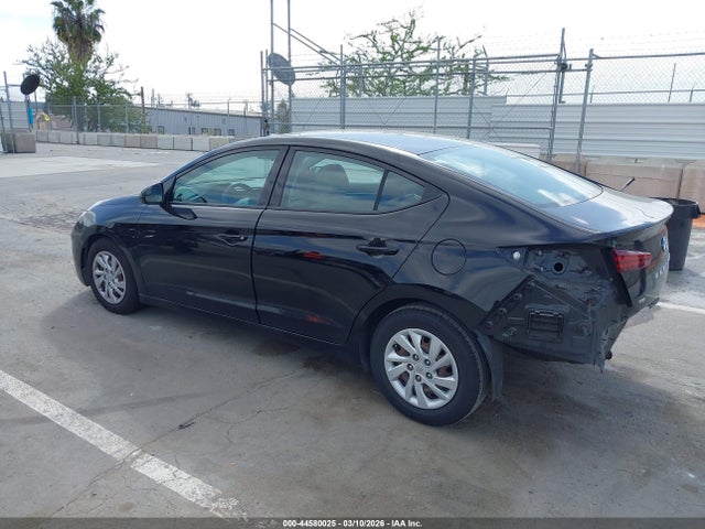 Hyundai ELANTRA SE 2020 5NPD74LF9LH507782 Image 3