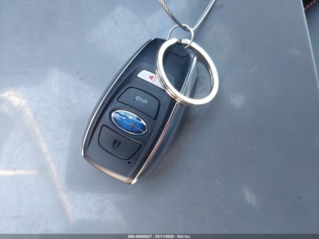 4S4GUHM64S3720883 Subaru Crosstrek Limited