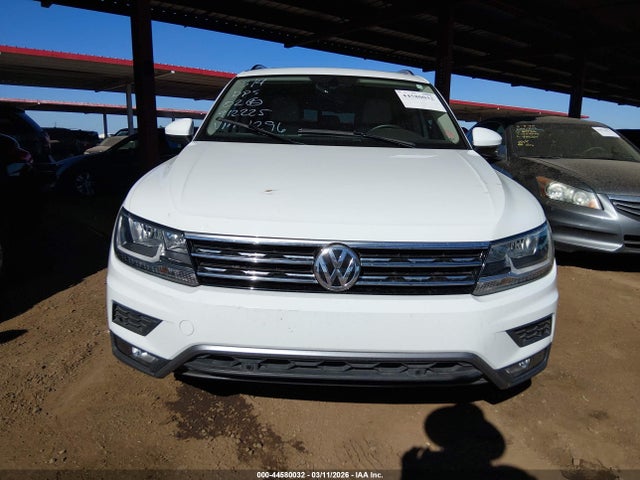 3VV3B7AX1KM041296 Volkswagen Tiguan 2.0t Se/2.0t Sel/2.0t Sel R-line/2.0t Sel R-line Black