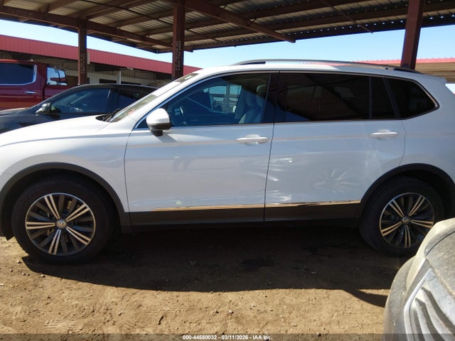 3VV3B7AX1KM041296 Volkswagen Tiguan 2.0t Se/2.0t Sel/2.0t Sel R-line/2.0t Sel R-line Black