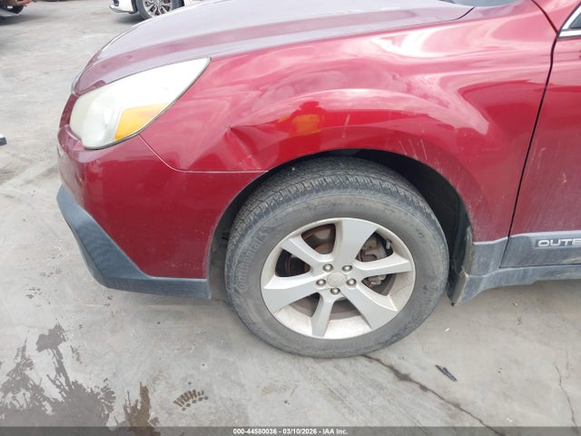 Продажа на аукционе авто 2014 Subaru Outback 2.5i Premium, vin: 4S4BRBCC7E3295552, номер лота: 44580036