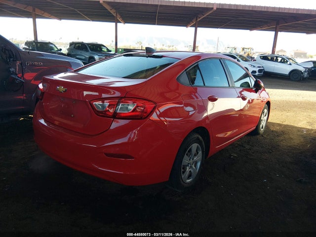 1G1BC5SMXJ7180067 Chevrolet Cruze Ls Auto