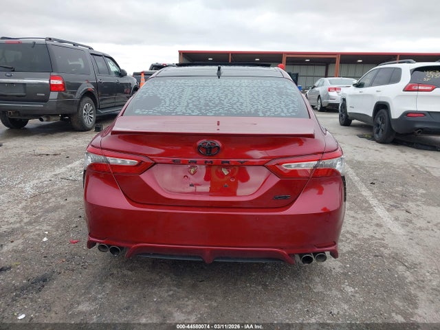 44580074 :رقم المزاد ، 4T1B61HK9JU539743 vin ، 2018 Toyota Camry Xse مزاد بيع