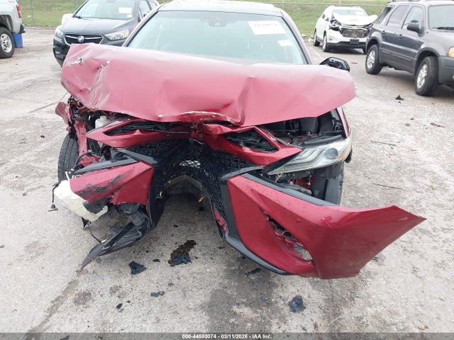 44580074 :رقم المزاد ، 4T1B61HK9JU539743 vin ، 2018 Toyota Camry Xse مزاد بيع